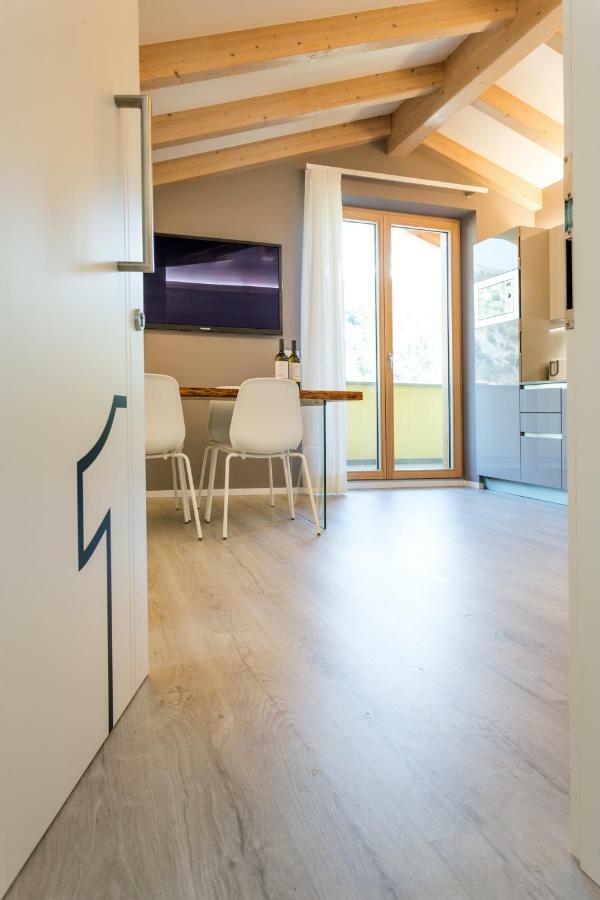 La Giostra Home Apartments Drena Buitenkant foto